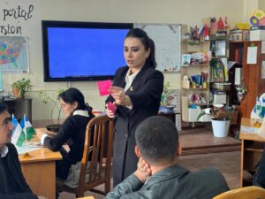 “Tillarni o‘qitish metodikasi” kafedrasi ingliz tili o‘qituvchisi Y.Yormatova tomonidan markazning ingliz tili yo‘nalishi 1-guruh tinglovchilari ishtirokida “Interactive Games and Exercises Used to Enhance Vocabulary” mavzusida ochiq dars mashg‘uloti tashkillandi.